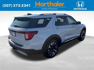 2025 Ford Explorer — detail view