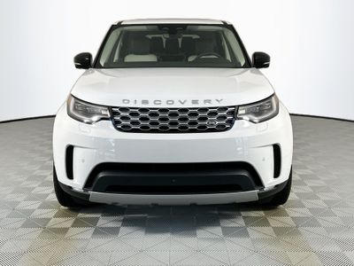 2025 Land Rover Discovery — side profile view