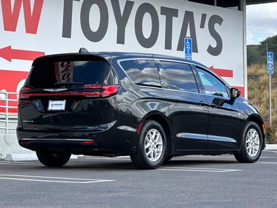 2023 Chrysler Pacifica — detail view