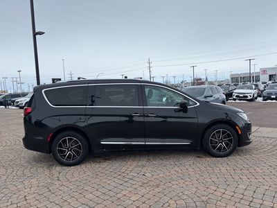 2017 Chrysler Pacifica — interior view