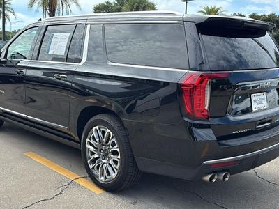 2023 GMC Yukon XL — detail view