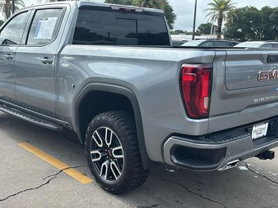2025 GMC Sierra 1500 — detail view