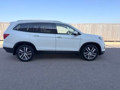 2016 Honda Pilot — detail view
