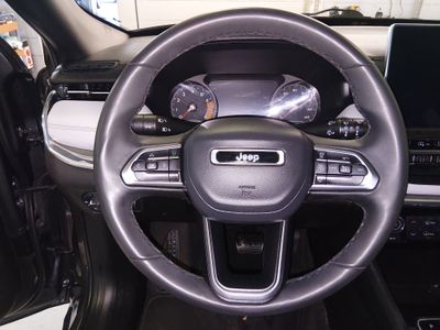 2023 Jeep Compass - Photo 12