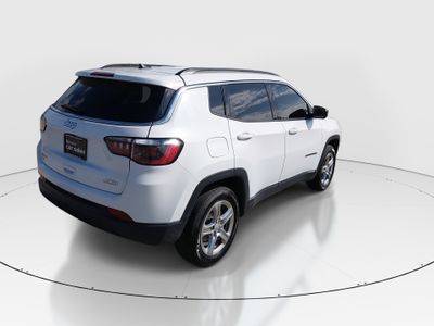 2024 Jeep Compass - Photo 5