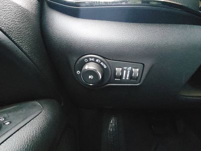 2023 Jeep Compass - Photo 13