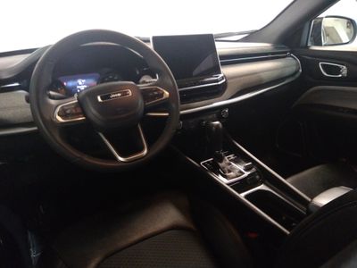 2024 Jeep Compass - Photo 13