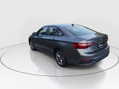 2024 Volkswagen Jetta - Photo 4