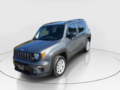 2022 Jeep Renegade - Photo 2