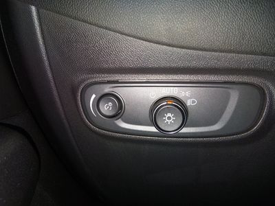 2024 Chevrolet Equinox — photo 13 view