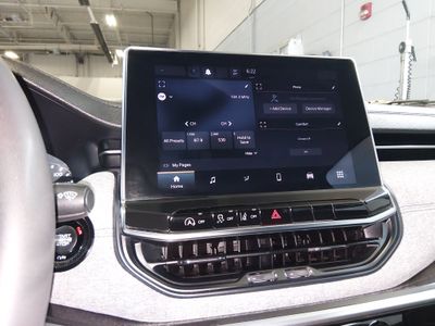 2022 Jeep Compass - Photo 17