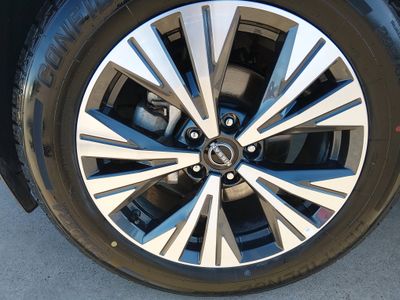 2023 Nissan Rogue - Photo 10