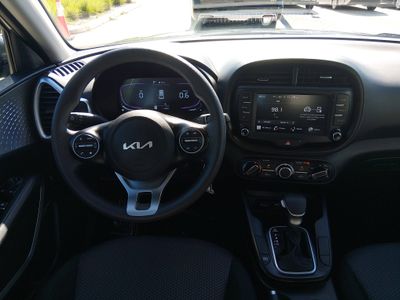 2025 Kia Soul - Photo 12