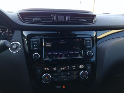 2022 Nissan Rogue Sport — photo 19 view