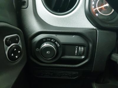 2024 Jeep Wrangler - Photo 13