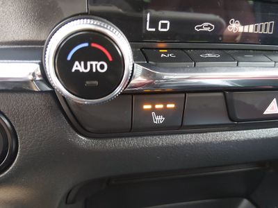 2025 Mazda CX-30 - Photo 17