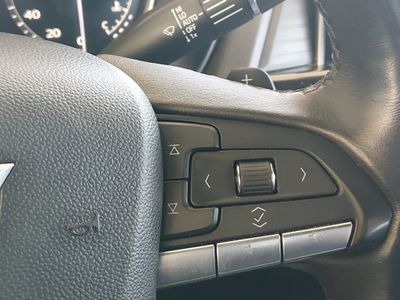 2023 Cadillac CT4 — photo 15 view