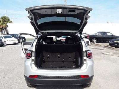 2024 Jeep Compass - Photo 7