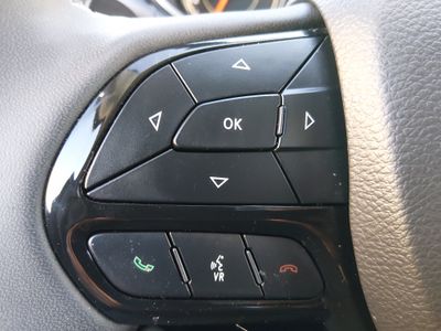 2023 Jeep Cherokee - Photo 12
