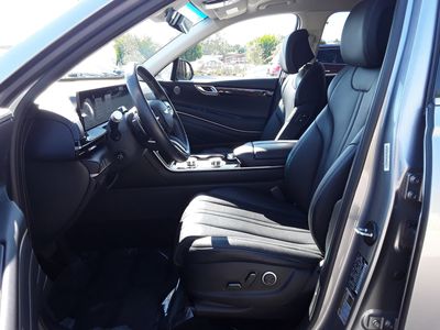 2025 Genesis GV80 - Photo 12