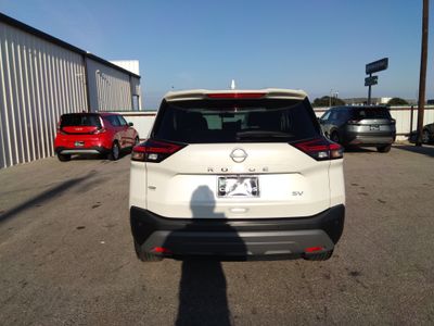 2023 Nissan Rogue - Photo 4