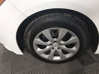 2024 Toyota Corolla - Photo 10