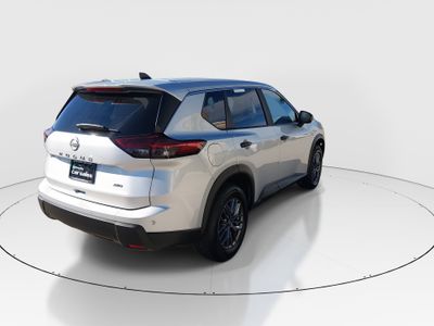 2024 Nissan Rogue - Photo 6