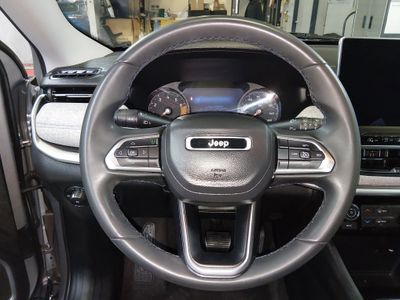 2022 Jeep Compass - Photo 12