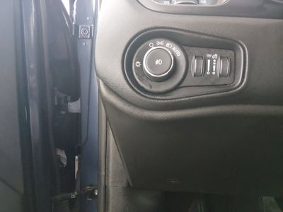 2023 Jeep Renegade - Photo 13