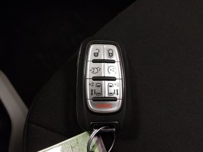 2024 Chrysler Voyager — photo 15 view