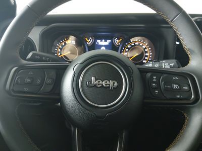 2024 Jeep Wrangler - Photo 12