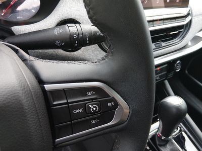 2024 Jeep Compass - Photo 13