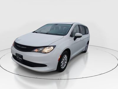 2023 Chrysler Voyager - Photo 1