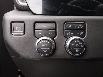 2024 GMC Sierra 1500 — photo 13 view