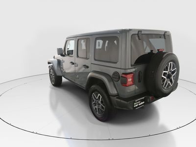 2024 Jeep Wrangler - Photo 4