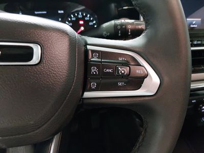 2024 Jeep Compass - Photo 13