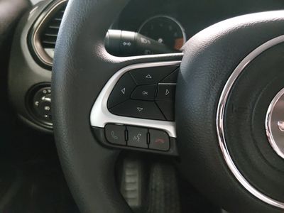 2023 Jeep Renegade - Photo 12