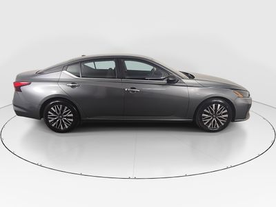 2024 Nissan Altima - Photo 8
