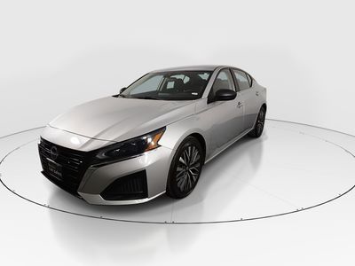 2024 Nissan Altima - Photo 1