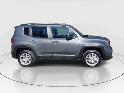 2022 Jeep Renegade - Photo 8