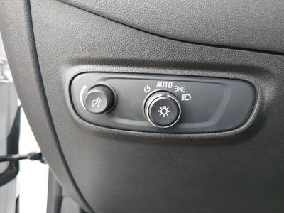 2024 Chevrolet Equinox — photo 13 view