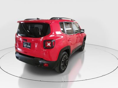 2023 Jeep Renegade — photo 7 view