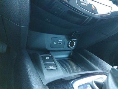 2022 Nissan Rogue Sport — photo 18 view