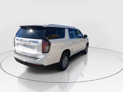 2023 Chevrolet Suburban - Photo 5