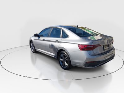 2024 Volkswagen Jetta - Photo 4