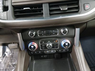 2023 GMC Yukon XL - Photo 12