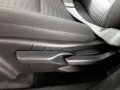 2025 Chevrolet Equinox — photo 10 view
