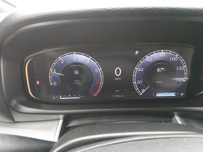 2025 Jeep Wagoneer — photo 14 view