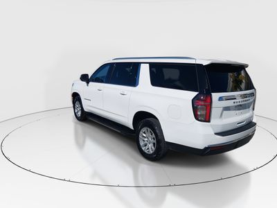 2023 Chevrolet Suburban - Photo 4