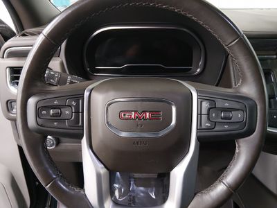 2023 GMC Yukon XL - Photo 11